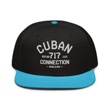 Clásico White Embroidered Logo Snapback Hat