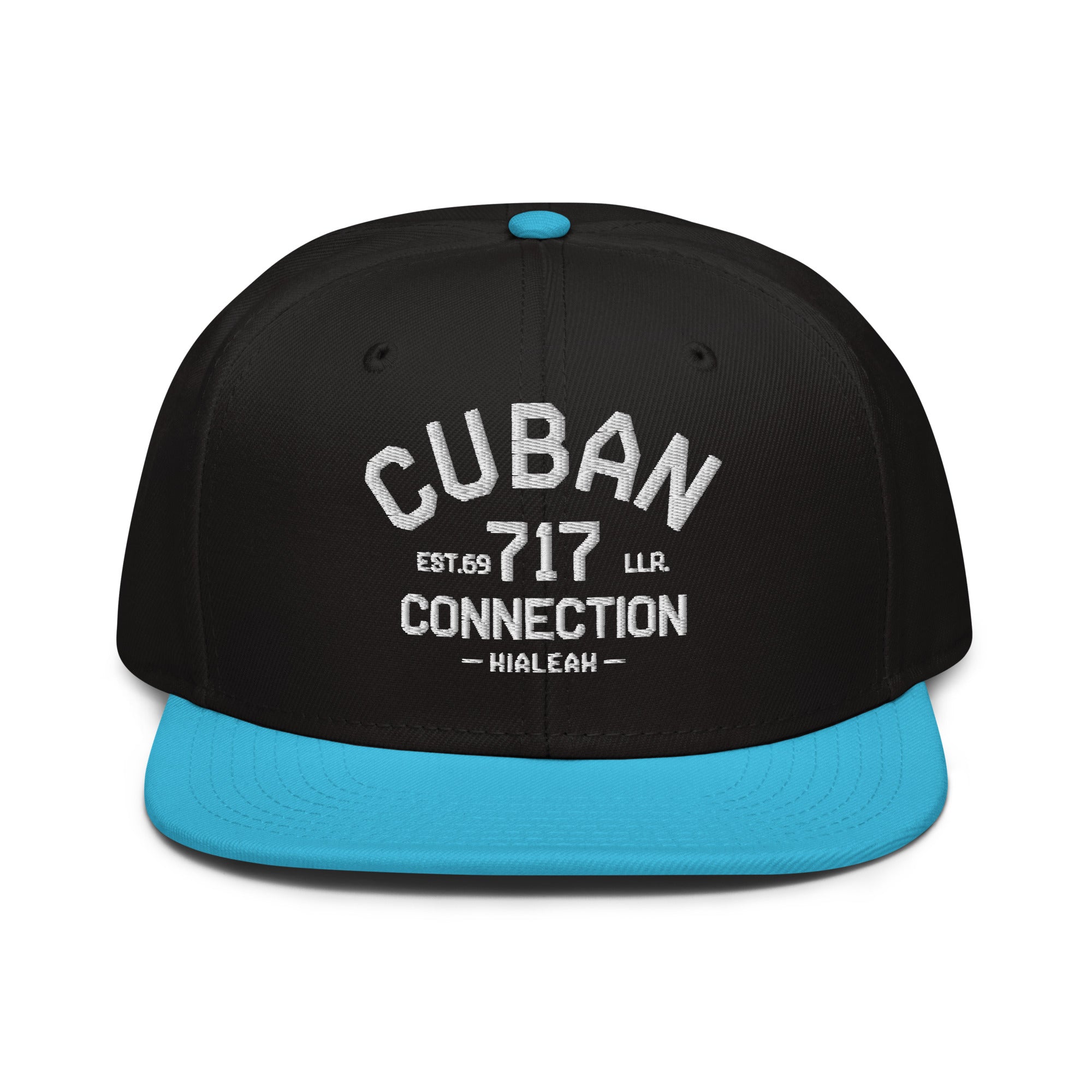 Clásico White Embroidered Logo Snapback Hat