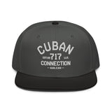 Clásico White Embroidered Logo Snapback Hat