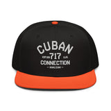 Clásico White Embroidered Logo Snapback Hat