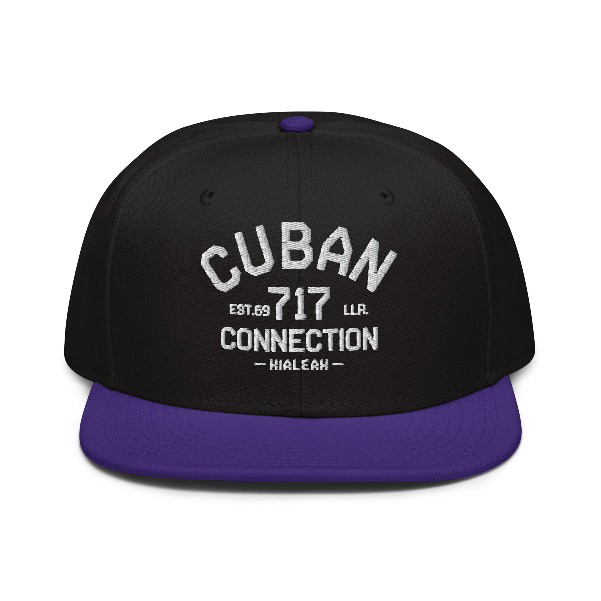 Clásico White Embroidered Logo Snapback Hat