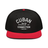 Clásico White Embroidered Logo Snapback Hat